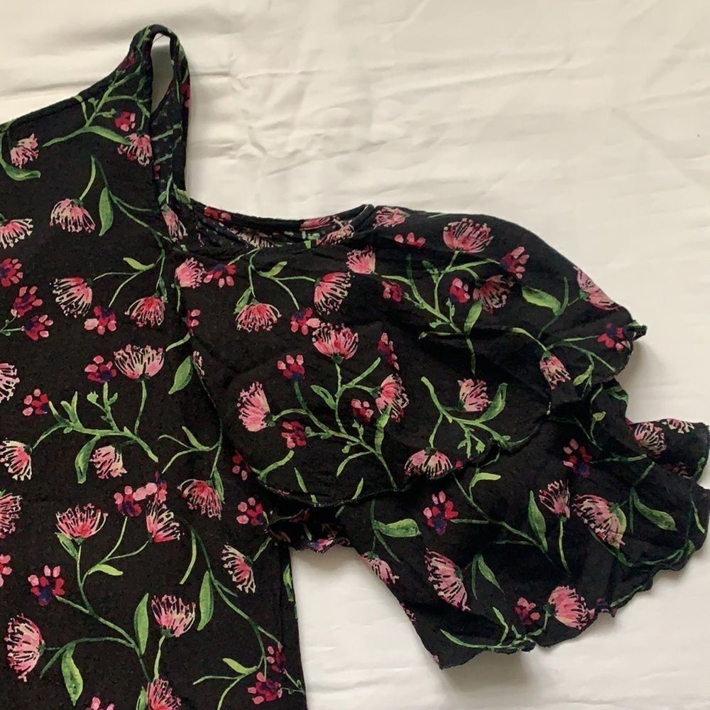 🍀ZARA Floral Cut Out Shoulder Dress🍀 - Picture 8 of 11